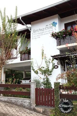 Treze Tílias Hospedaria Gastehaus Enzian מראה חיצוני תמונה
