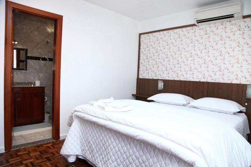 Treze Tílias Hospedaria Gastehaus Enzian מראה חיצוני תמונה